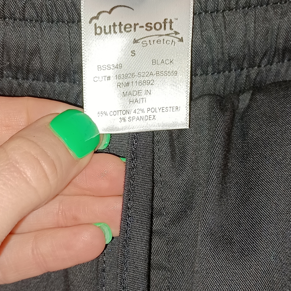 UA scrub pants size S